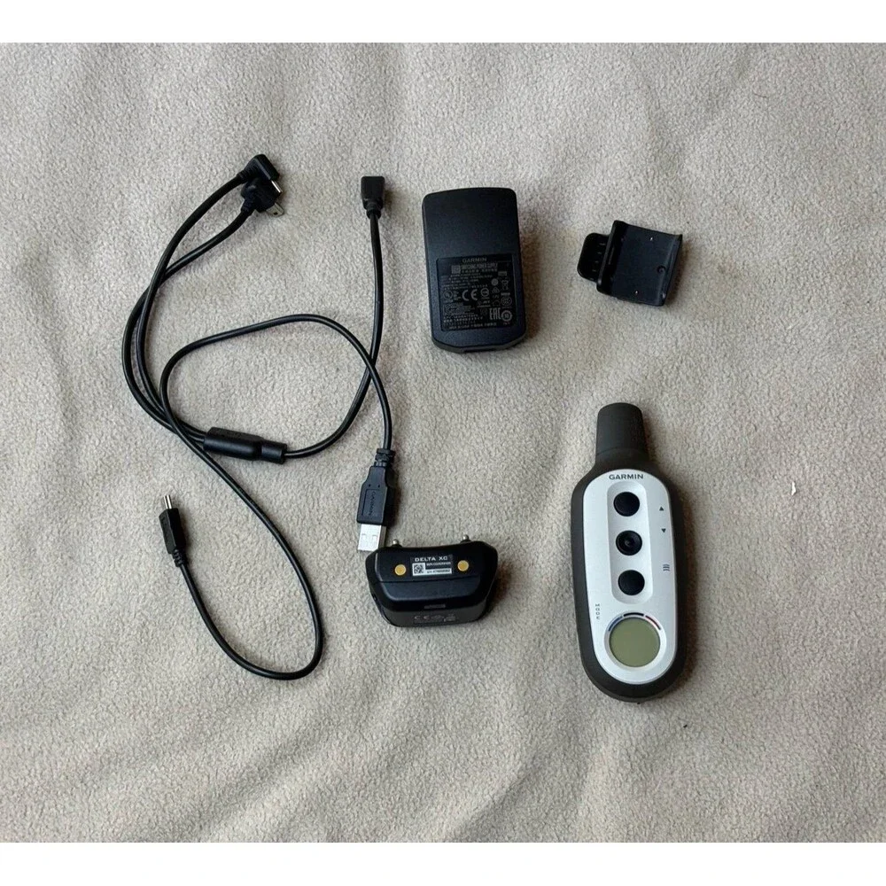 Garmin Delta XC Dog Training Collar and Remote Charging Cables Working White